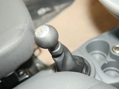2011款 1.0L 自动 舒适型