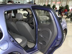 2011款 1.0L 自动 豪华型