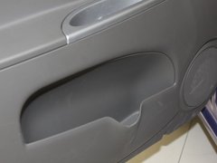 2011款 1.0L 自动 豪华型