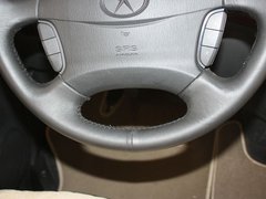 2011款 政采版2.4 手动 汽油豪华版 7座