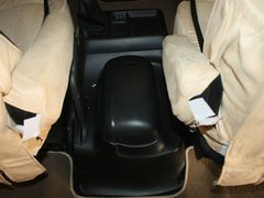 2011款 政采版2.4 手动 汽油豪华版 7座