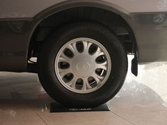 2011款 政采版2.4 手动 汽油豪华版 7座