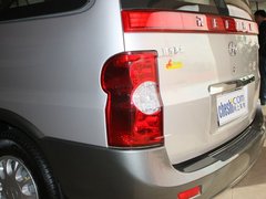 2011款 政采版2.4 手动 汽油豪华版 7座