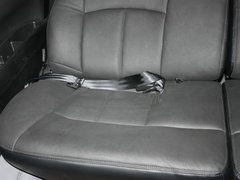 2011款 2.0 手动 汽油舒适版 7座