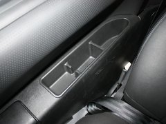 2011款 2.0 手动 汽油舒适版 7座
