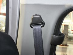 2011款 2.0 手动 汽油舒适版 7座