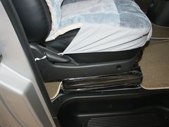 2011款 2.0 手动 汽油舒适版 7座