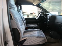 2011款 2.0 手动 汽油舒适版 7座
