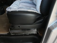 2011款 2.0 手动 汽油舒适版 7座