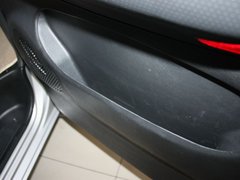 2011款 2.0 手动 汽油舒适版 7座
