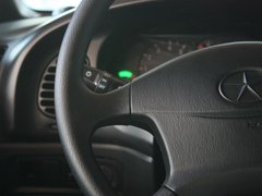 2011款 2.0 手动 汽油舒适版 7座