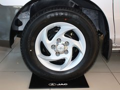 2011款 2.0 手动 汽油舒适版 7座