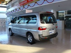 2011款 2.0 手动 汽油舒适版 7座