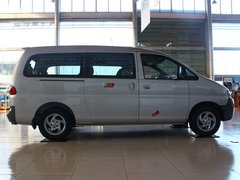 2011款 2.0 手动 汽油舒适版 7座