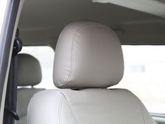 2011款 2.0 手动 汽油标准版 7座