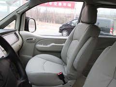 2011款 2.0 手动 汽油标准版 7座