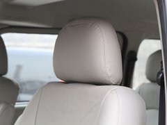 2011款 2.0 手动 汽油标准版 7座