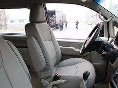 2011款 2.0 手动 汽油标准版 7座
