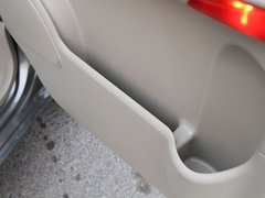 2011款 2.0 手动 汽油标准版 7座