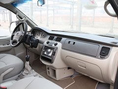 2011款 2.0 手动 汽油标准版 7座