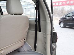2011款 2.0 手动 汽油标准版 7座