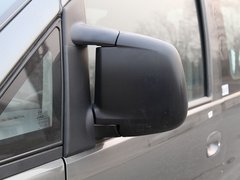 2011款 2.0 手动 汽油标准版 7座
