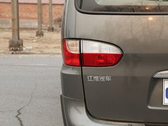 2011款 2.0 手动 汽油标准版 7座