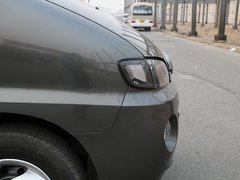 2011款 2.0 手动 汽油标准版 7座