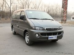 2011款 2.0 手动 汽油标准版 7座