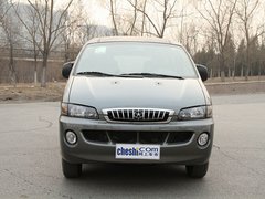 2011款 2.0 手动 汽油标准版 7座