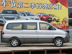 2011款 2.8 手动 柴油标准版 7座