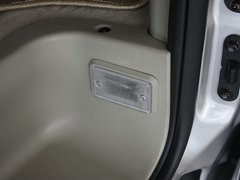 2011款 2.4 手动 汽油豪华版 7座