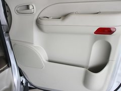 2011款 2.4 手动 汽油豪华版 7座