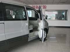 2011款 2.4 手动 汽油豪华版 7座