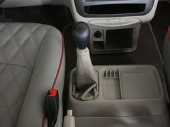 2011款 2.4 手动 汽油豪华版 7座