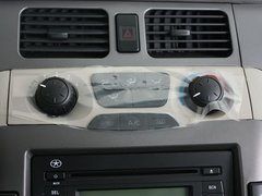 2011款 2.4 手动 汽油豪华版 7座