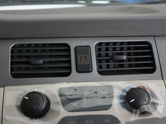 2011款 2.4 手动 汽油豪华版 7座