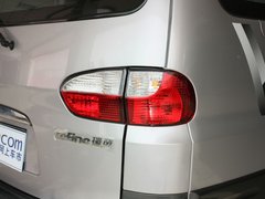2011款 2.4 手动 汽油豪华版 7座