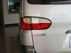 2011款 2.4 手动 汽油豪华版 7座