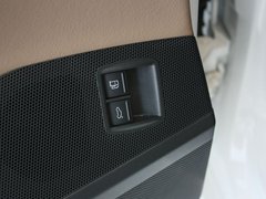 2012款 3.6 FSI 顶配版