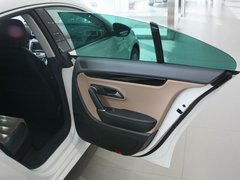 2012款 3.6 FSI 顶配版