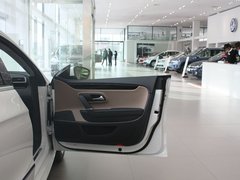 2012款 3.6 FSI 顶配版