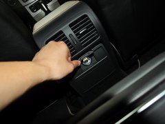 2012款 3.6 FSI 顶配版