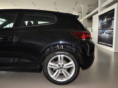 2011款 2.0TSI R-Line