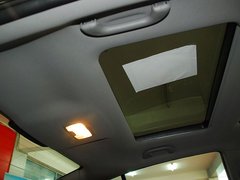 2012款 2.4L 自动 尊贵版