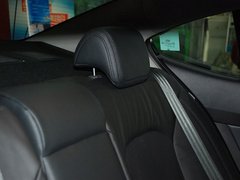 2012款 2.4L 自动 尊贵版