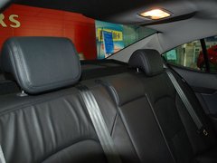 2012款 2.4L 自动 尊贵版