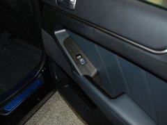 2012款 2.4L 自动 尊贵版