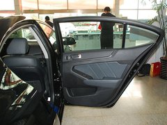 2012款 2.4L 自动 尊贵版