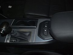 2012款 2.4L 自动 尊贵版